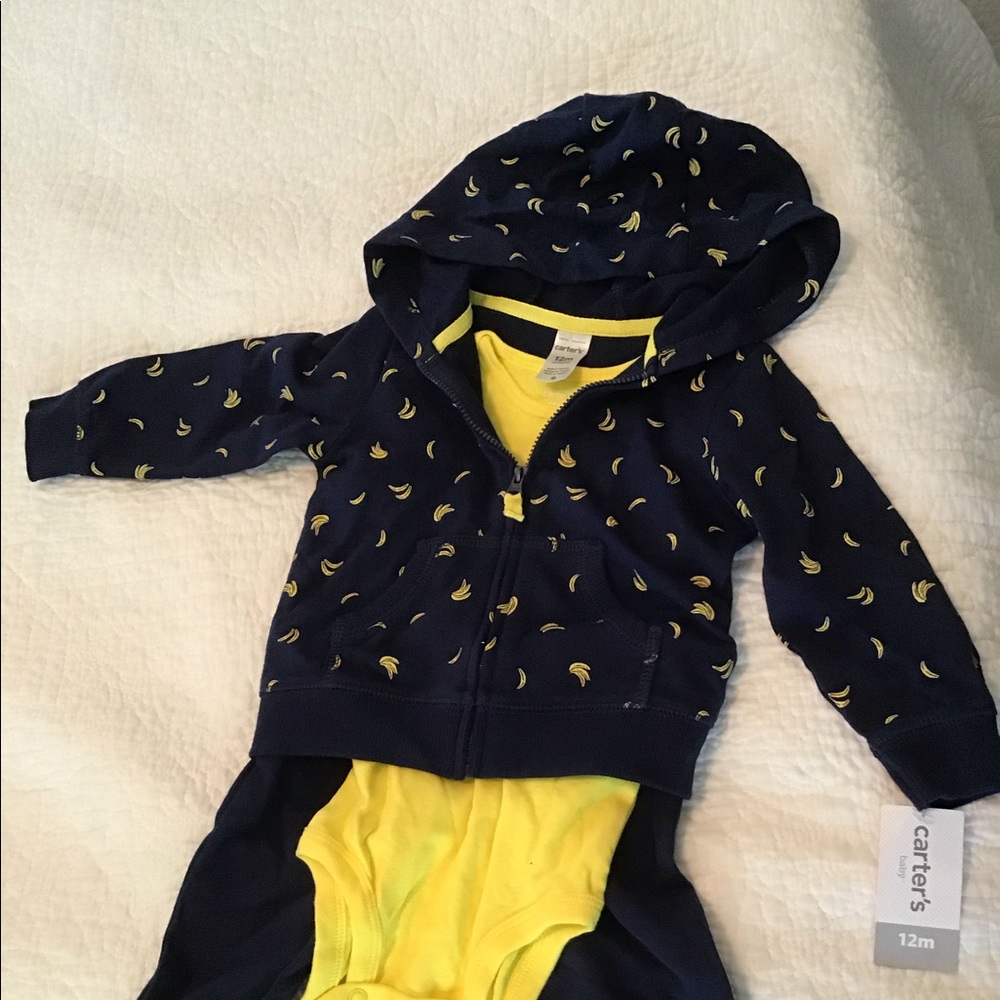 NWT Carter’s 3 piece set.
